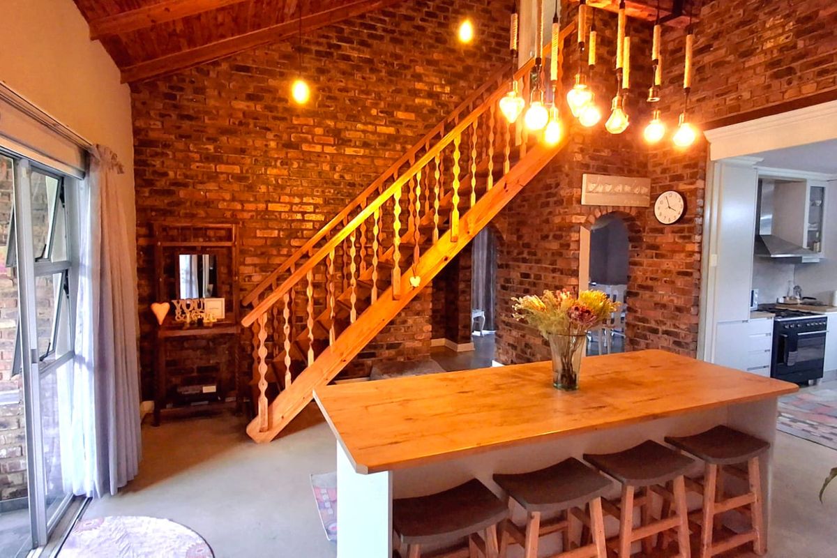 Prime Vaalpark Property – 5-Bedroom Home + Second House & Flat - Photo 5