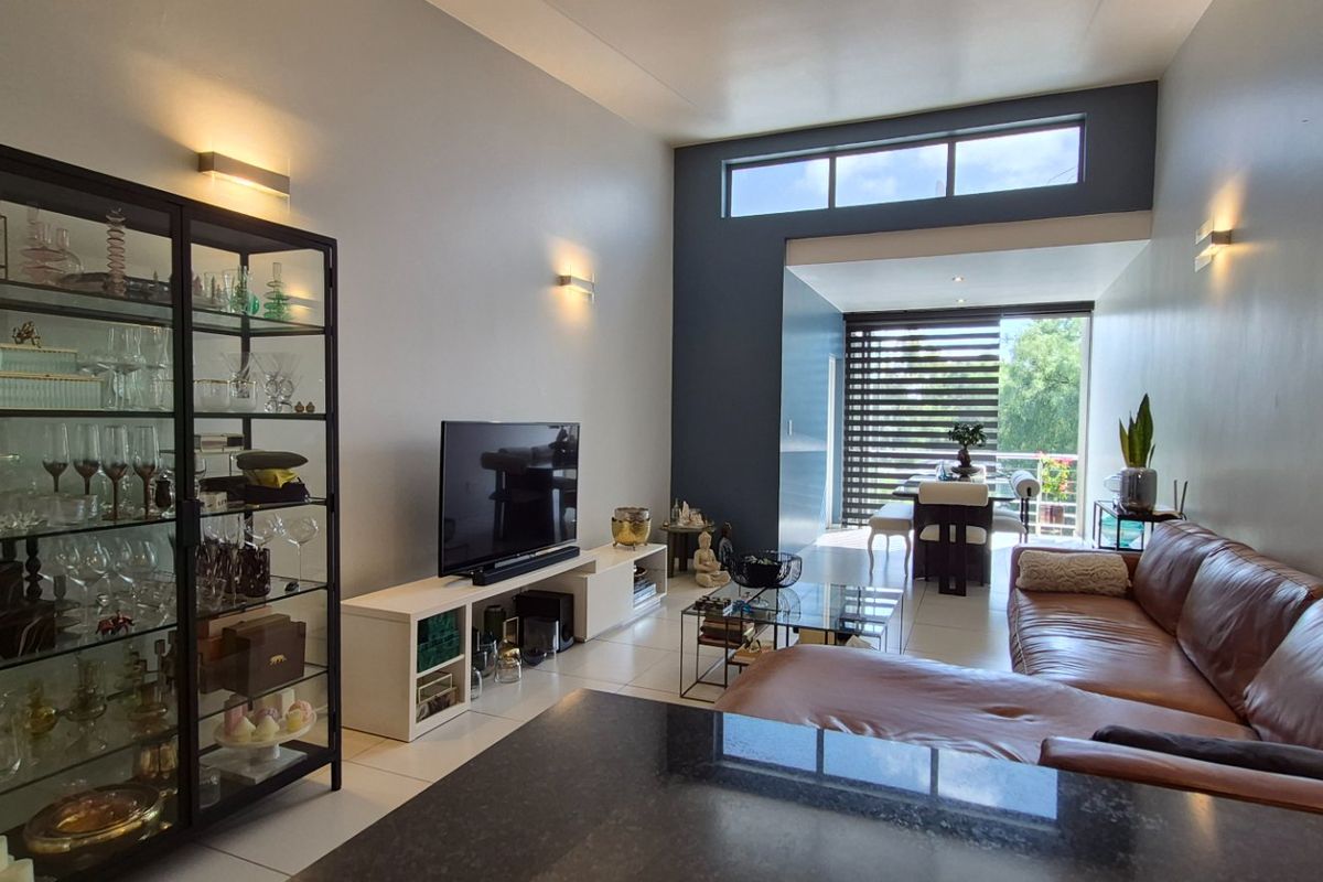 2 bed 2 bath apartment for sale in Morningside - Photo 5