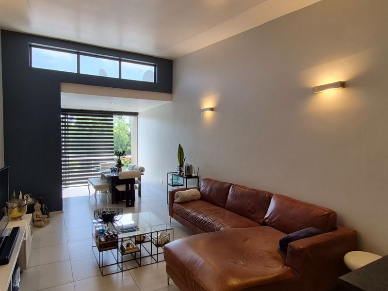 2 bed 2 bath apartment for sale in Morningside - Photo 7