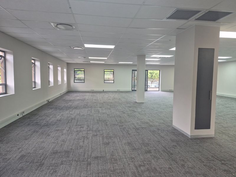 Exceptional Ground-Floor P-Grade Office Space in Prime Bryanston - Photo 10