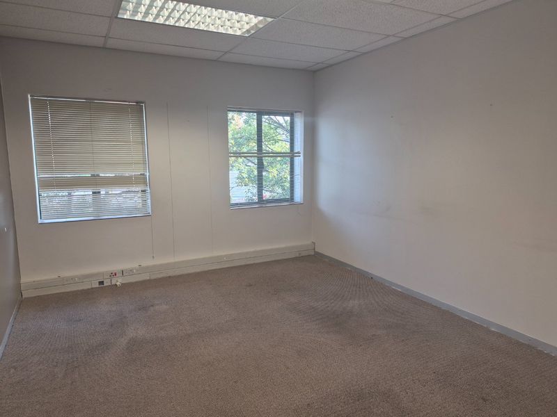 Prime First-Floor Office Suite in Sought-After Bryanston Gate Office Park - Photo 5