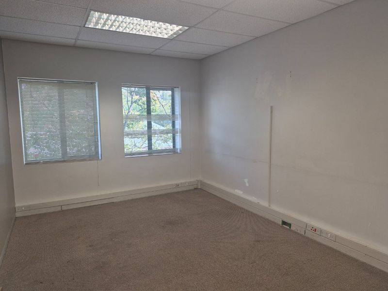 Prime First-Floor Office Suite in Sought-After Bryanston Gate Office Park - Photo 4