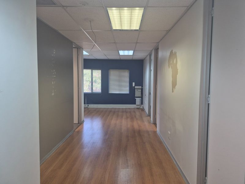 Prime First-Floor Office Suite in Sought-After Bryanston Gate Office Park - Photo 3