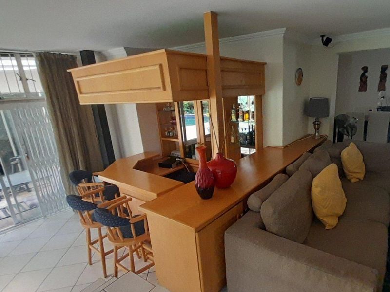 5 Bedroom Family Home on 4015 square meters in Ferndale - Photo 9