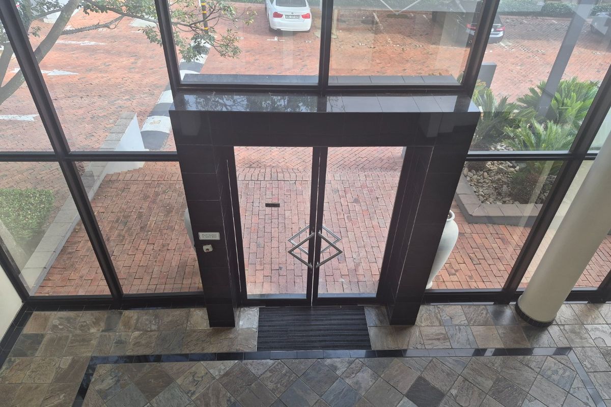 Prime First-Floor Office Suite in Sought-After Bryanston Gate Office Park - Photo 2
