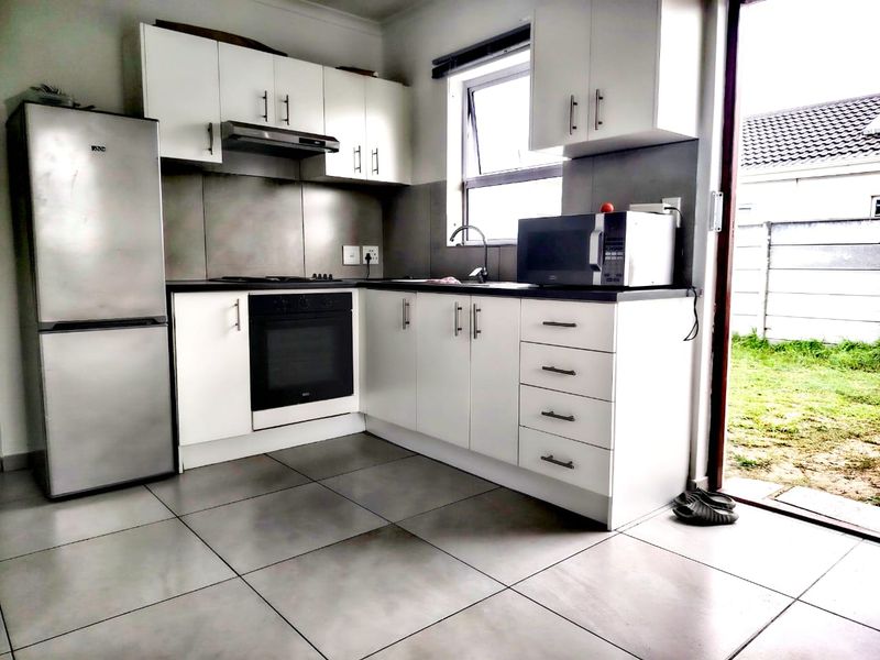 3 bedroom House to Rent  - Photo 6