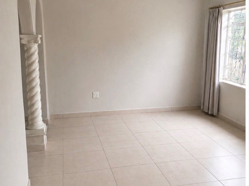 Spacious 3-Bedroom House To Rent   This lovely 3-bedroom home offers comfort, space, and convenience—perfect for families looking for a peaceful place to call home.  Property Features:  3 well-sized bedrooms 1 bathroom Spacious kitchen Large, comfortable lounge Single garage Additional secure parking  Generous Yard: Enjoy a big yard with plenty of space—ideal for kids, pets, or simply relaxing outdoors.  Located in a safe and secure area, giving you peace of mind.  Prime Location:  Close to schools Near Oakfields Pick n Pay Easy access to main routes and amenities  This home combines space, convenience, and great value don’t miss out!  Contact today to arrange a viewing. - Photo 7