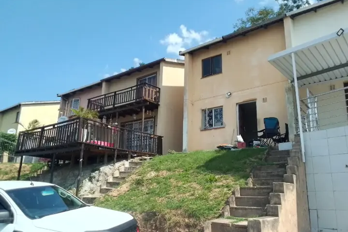 3 Bedroom duplex to rent in Bonela - Photo 3