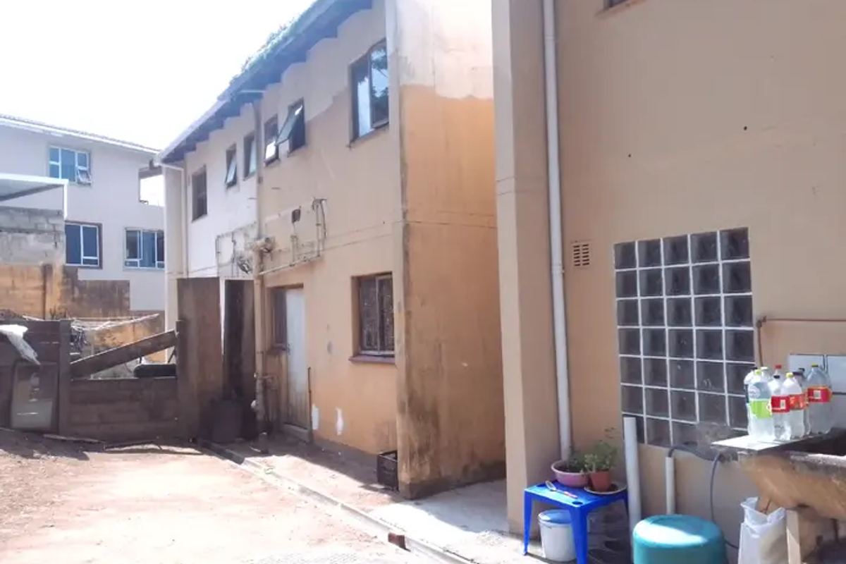 3 Bedroom duplex to rent in Bonela - Photo 2