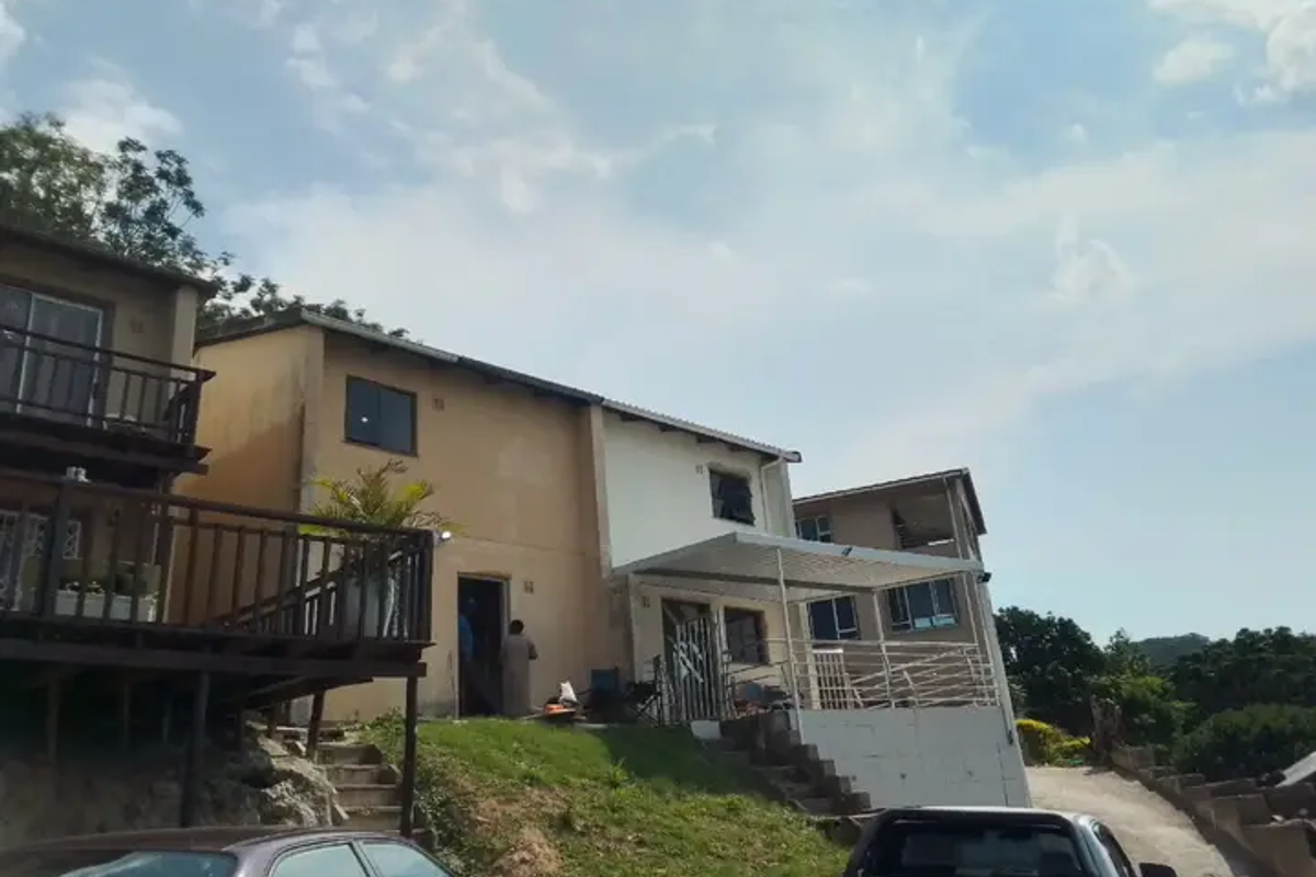3 Bedroom duplex to rent in Bonela - Photo 4