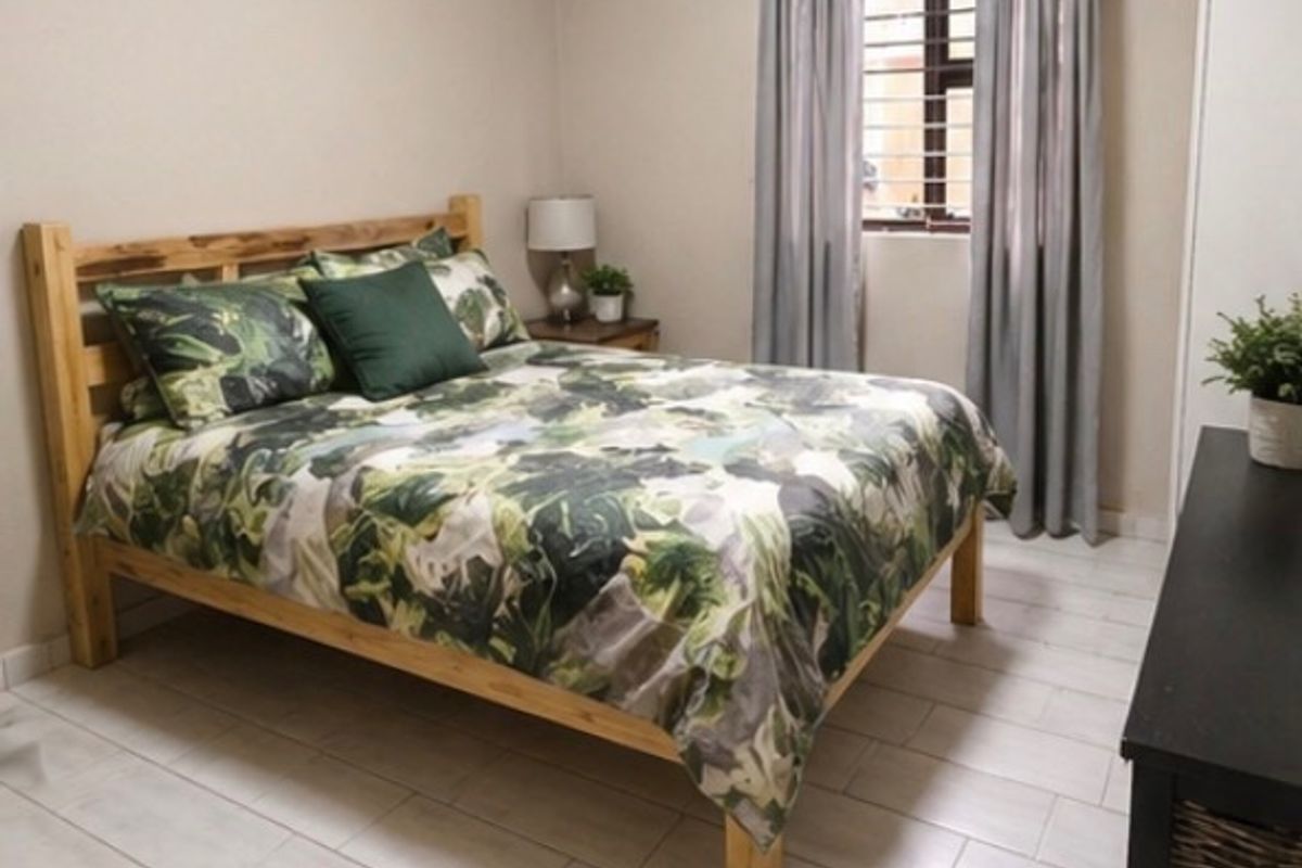 Charming 2-Bedroom Apartment To Rent   Looking for a comfortable and secure place to call home? This lovely 2-bedroom apartment offers everything you need for relaxed and convenient living.  Property Features: 2 well-sized bedrooms   neat bathroom   Spacious kitchen   Cozy lounge area   Safe and secure parking    Pet-Friendly – because your furry friends matter too!  Situated in a very safe and secure environment, giving you peace of mind.  Prime Location: Close to schools   Conveniently located near Oakfields Weekampay   Easy access to main routes and amenities    This apartment is perfect for small families, couples, or working professionals looking for a neat and secure space in a great area.  Don’t miss out—contact today to arrange a viewing! - Photo 2