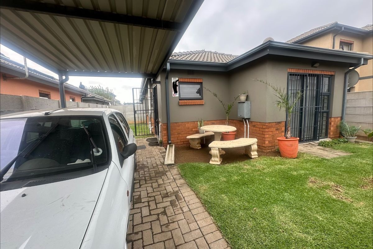 3 Bedroom House for Sale in Leopard's Rest Security Estate - Photo 3