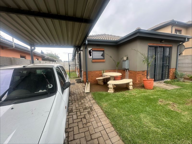 3 Bedroom House for Sale in Leopard's Rest Security Estate - Photo 3