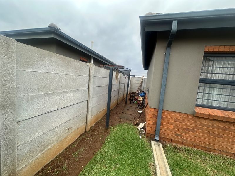 3 Bedroom House for Sale in Leopard's Rest Security Estate - Photo 8