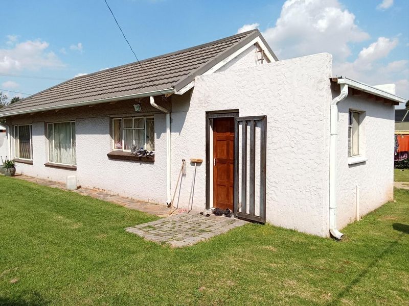 5 BEDROOMS -  (3 BEDROOMS - RENTAL), LARGE STAND – BOOMED AREA - Photo 10