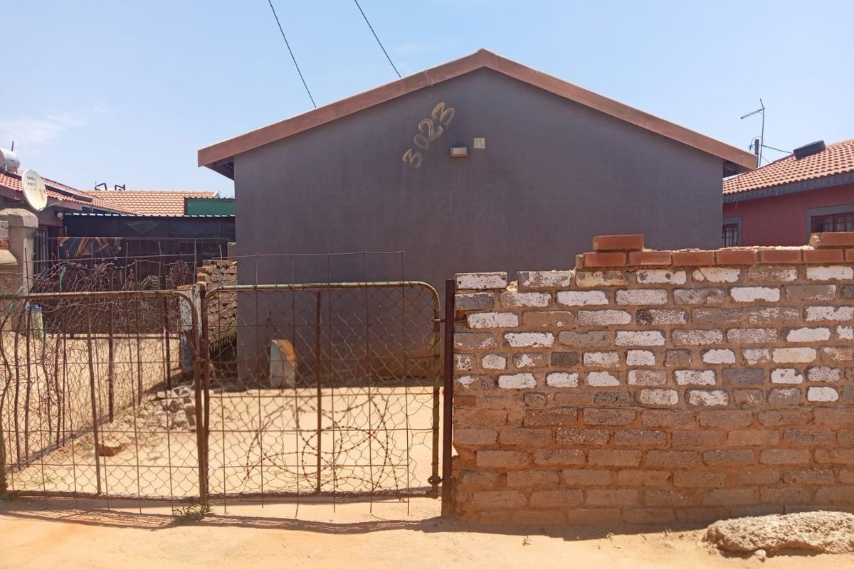 2 BEDROOM HOUSE FOR SALE - Photo 5