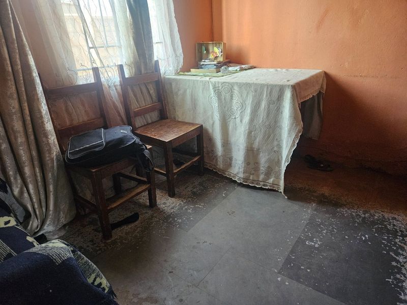 2 BEDROOM HOUSE FOR SALE - Photo 6