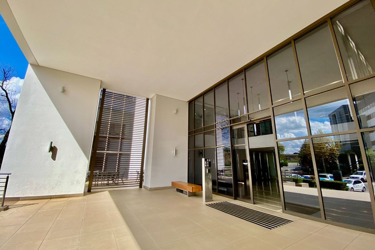 Premium Office Available In P-Grade Building - Photo 4