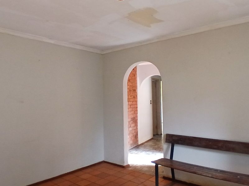 3 BEDROOMS, FIXER UP WITH FLATLET - Photo 4