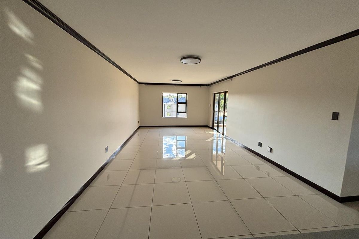 Contemporary Living Meets Everyday Convenience - Photo 3