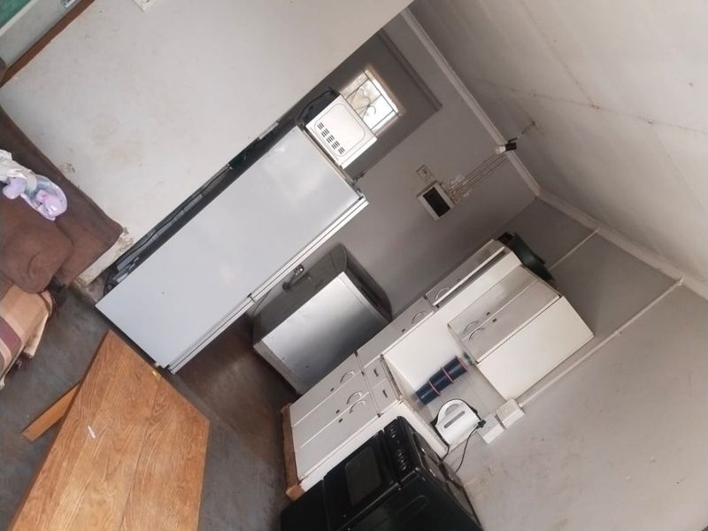 2 bedroom house  - Photo 5