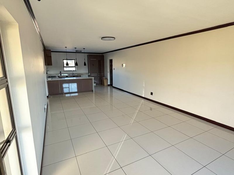 2 Bed Apartment in Carlswald for Rent - Photo 4