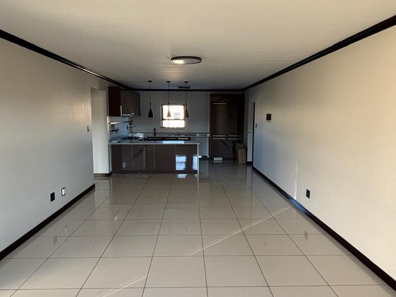 2 Bed Apartment in Carlswald for Rent - Photo 8