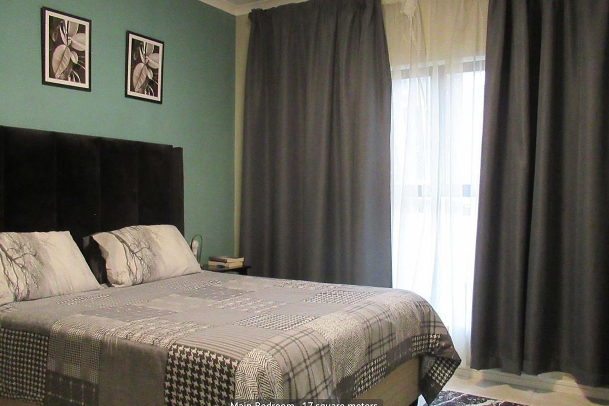 3 Bedroom Apartment / Flat for Sale in Noordhang - Photo 2