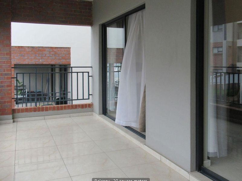 3 Bedroom Apartment / Flat for Sale in Noordhang - Photo 8
