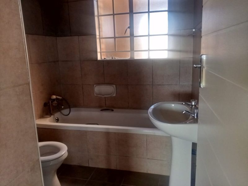 2 Bed Apartment in Noordwyk for Rent - Photo 4