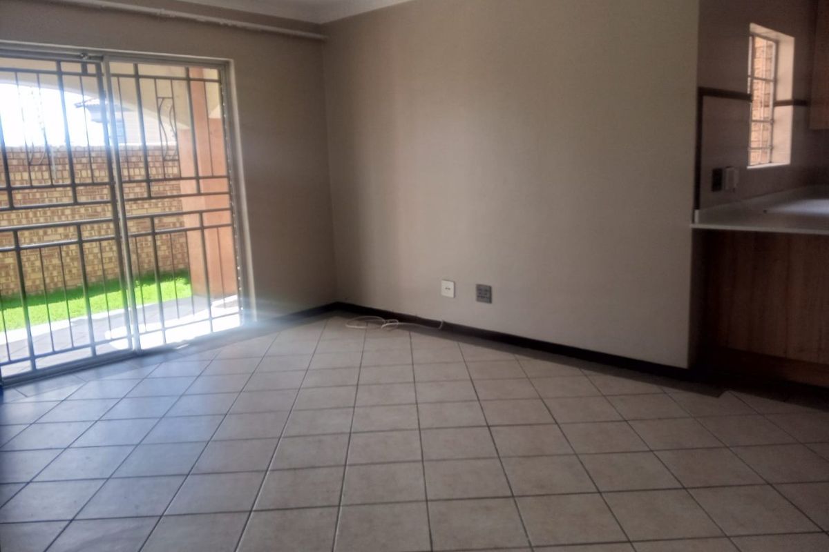 2 Bed Apartment in Noordwyk for Rent - Photo 3