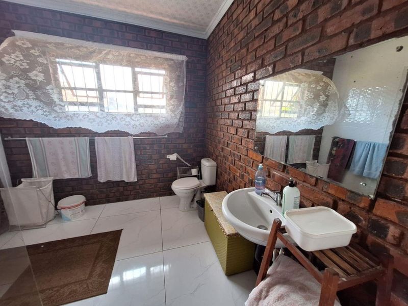 3 Bed House in Warner Beach for Sale - Photo 6