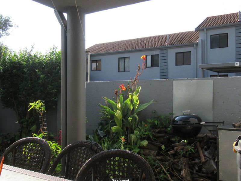 3 Bedroom Apartment / Flat for Sale in Bryanston - Photo 4