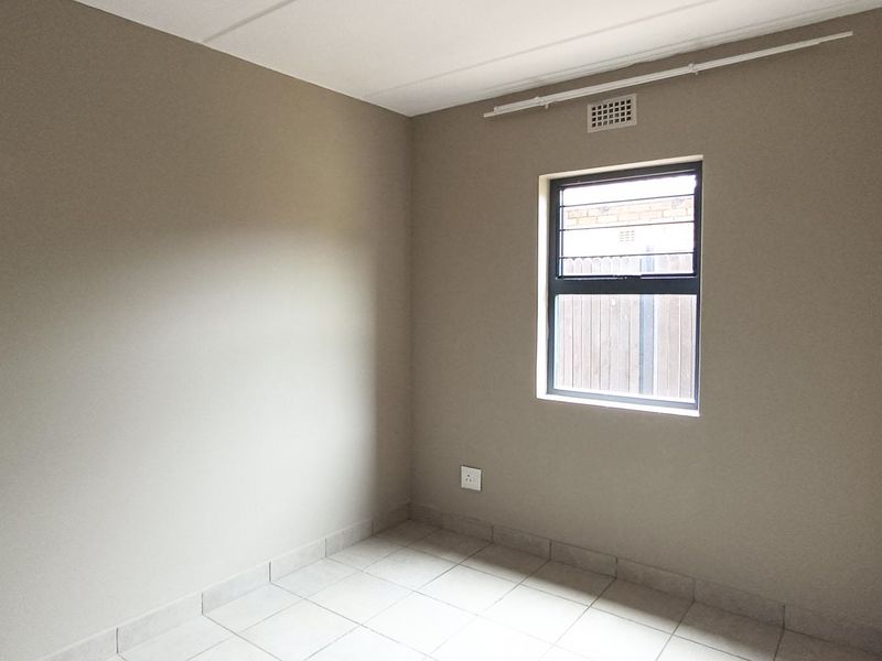 2 bedroom, 1 bathroom Ground floor Apartment in La Montagne  - Photo 10