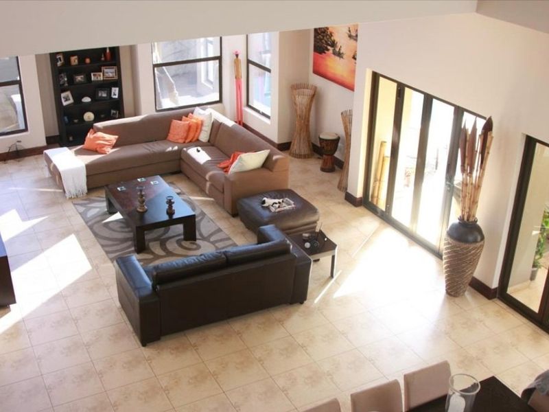 Stylish Upmarket Cluster with Private Pool in Secure Complex - Photo 7