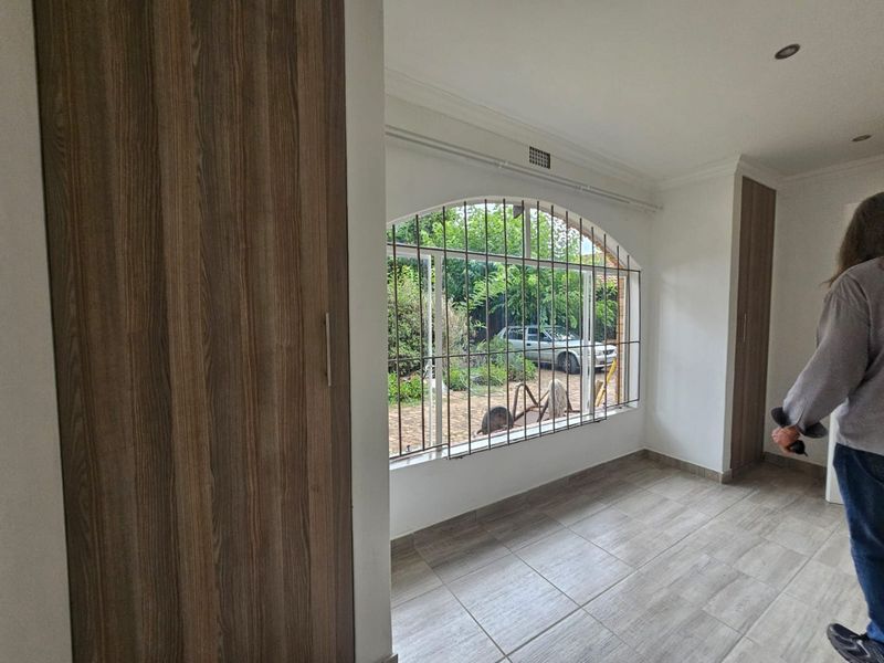 2 Bedroom Garden Cottage To Let - Photo 3