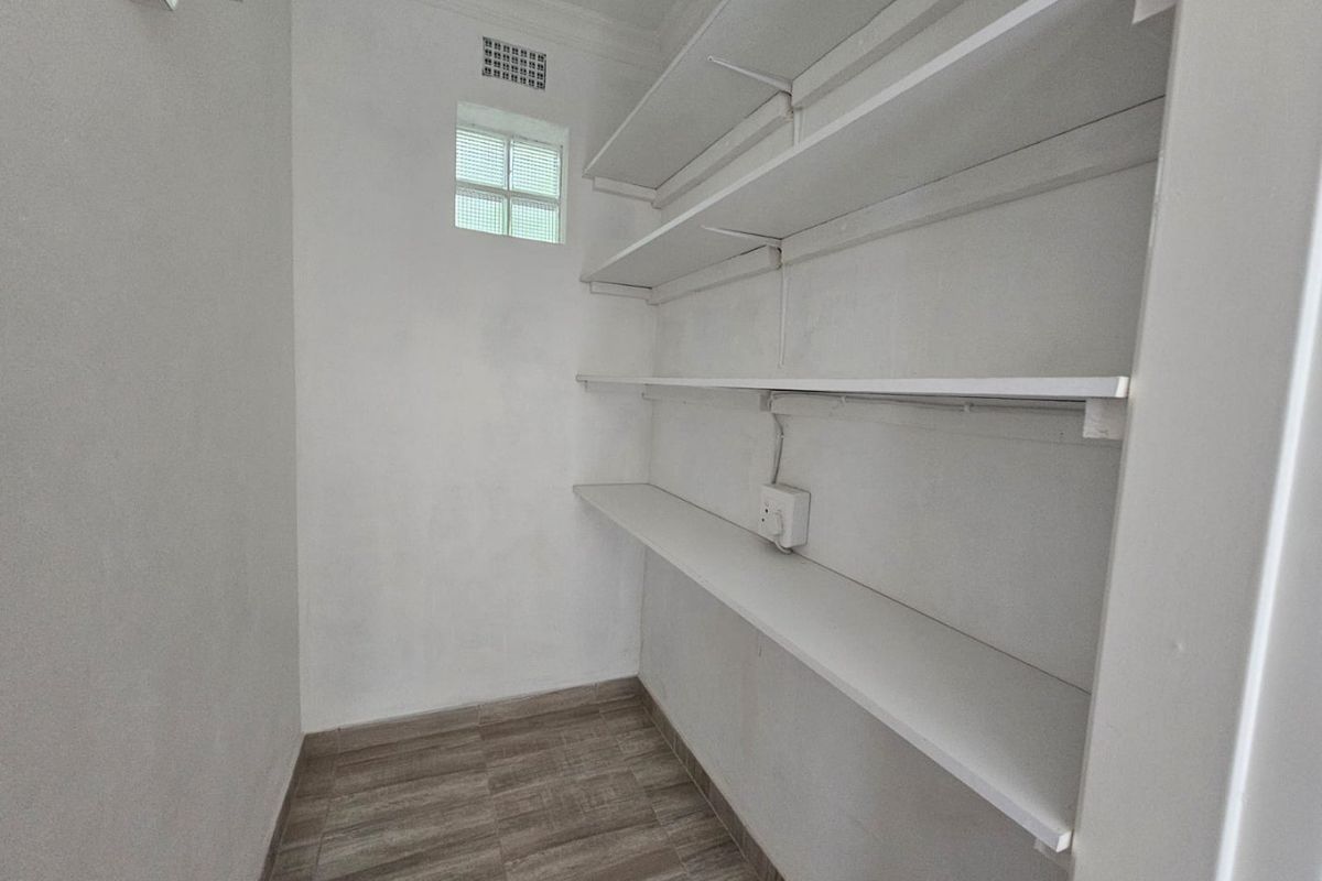 2 Bedroom Garden Cottage To Let - Photo 4