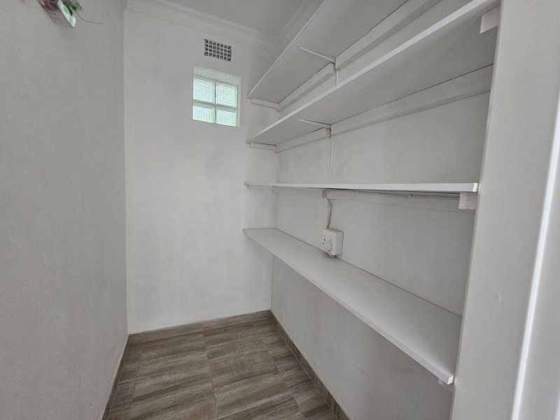 2 Bedroom Garden Cottage To Let - Photo 4