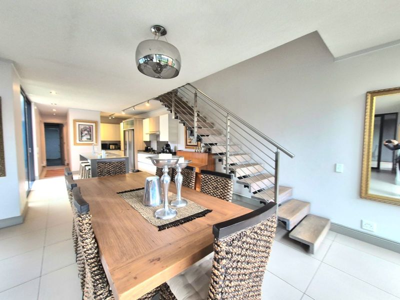 Modern Lock-Up-and-Go Living in Waterkloof Ridge – Where Design Meets Effortless Lifestyle - Photo 6