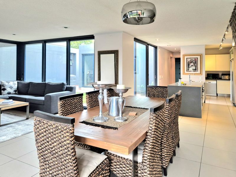 Modern Lock-Up-and-Go Living in Waterkloof Ridge – Where Design Meets Effortless Lifestyle - Photo 2