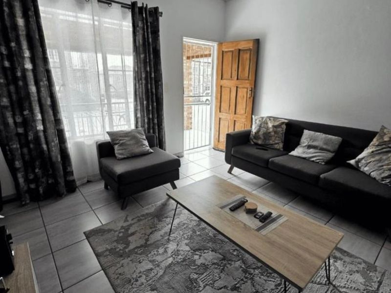 Secure Estate Living – Stylish Ground Floor 2-Bedroom Apartment with Braai Area and Pool Access - Photo 4