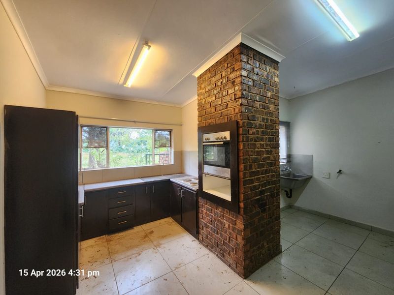 Prime 10 Hectare Investment Property  Endless Potential!  - Photo 8