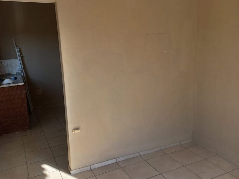 1-Bedroom Flatlet with Prepaid Electricity in Shallcross  - Photo 9