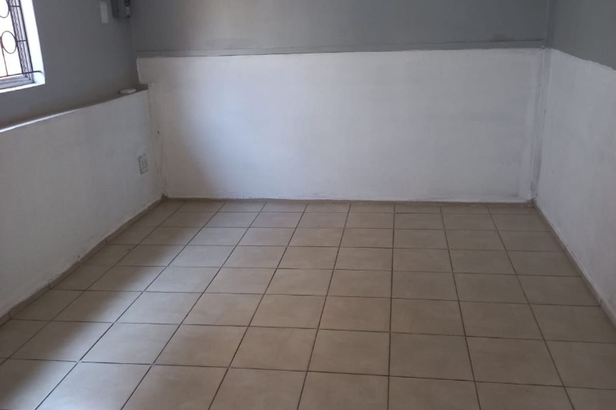 1-Bedroom Flatlet with Prepaid Electricity in Shallcross  - Photo 2