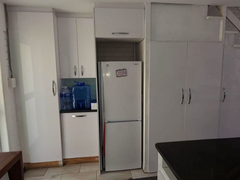 2 BEDROOM APARTMENT FOR SALE IN BONZA BAY - Photo 9