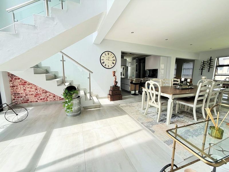 Walk into Comfort, Style & Peace of Mind - Photo 1