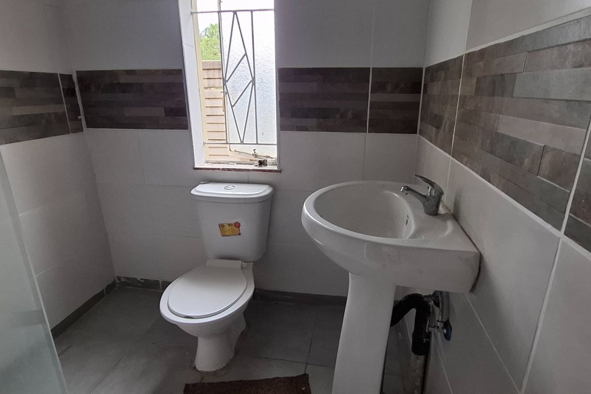 Eloffsdal 7 Bed home 4 bath As a Multi Let house - Photo 3