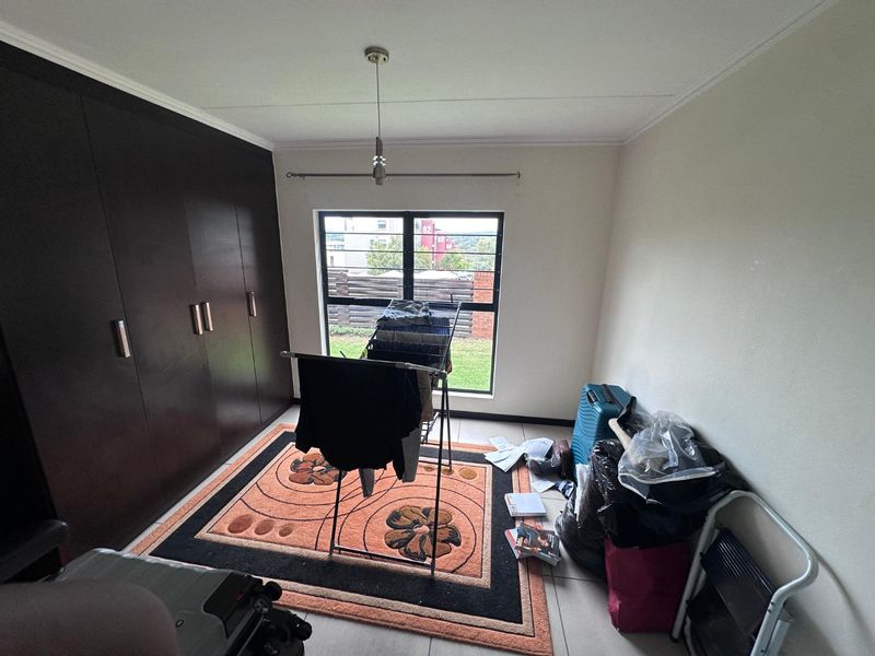 Spacious 3 Bedroom Ground Floor Apartment  - Photo 10