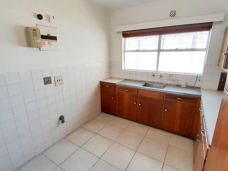 1 Bedroom Lock-Up-and-Go Apartment / Ideal Investment Opportunity – Parow, Oostersee (SideVale Court) - Photo 2