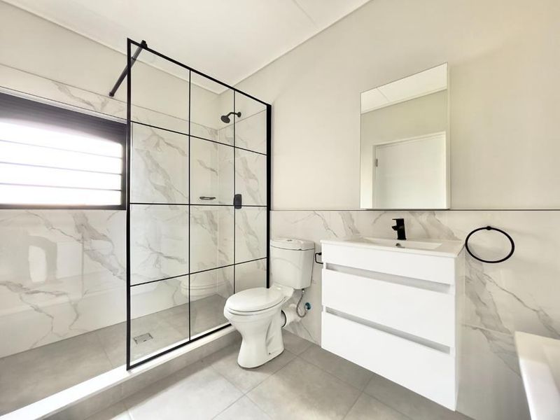 Modern 3-Bedroom Ground Apartment for Rental in Waterfall. - Photo 7
